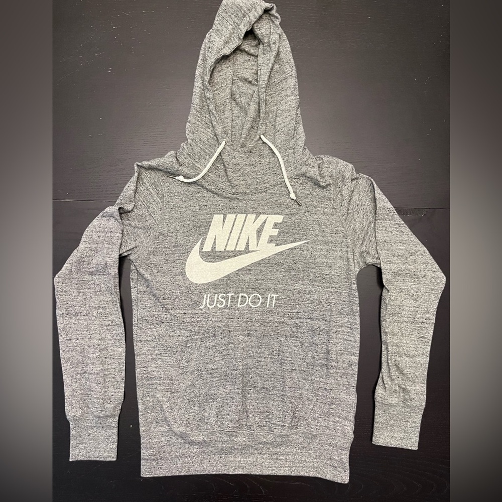 Heather Gray Nike Swoosh Lightweight Hoodie - Medium